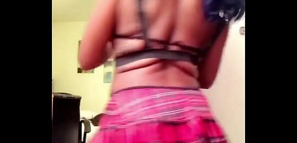  Short school girl outfit no undies twerk